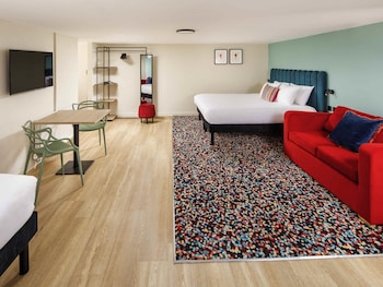 Room, 1 Queen Bed with Sofa bed (The Works)