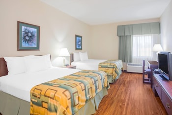 Standard Room, 2 Queen Beds