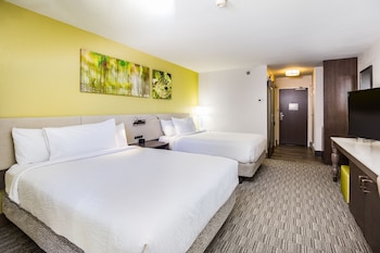 Room, 2 Queen Beds (Beachfront)