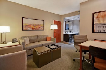 Suite, 2 Queen Beds, Accessible, Bathtub