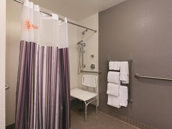 Room, 2 Double Beds, Accessible, Non Smoking (Mobility)