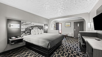Suite, 1 King Bed, Non Smoking