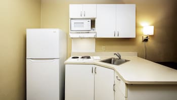 Standard Room, 2 Double Beds, Non Smoking, Kitchen