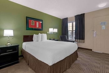 Room, 1 Queen Bed, Non Smoking, Kitchen