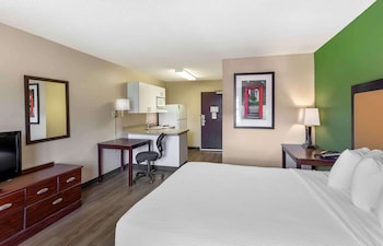 Studio, 1 Queen Bed, Accessible, Non Smoking