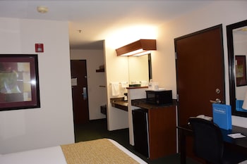 Standard Room, 1 Queen Bed