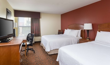 Two Queen Beds Accessible With Tub Non Smoking