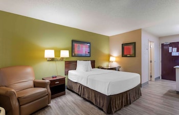 Studio, 1 Queen Bed, Accessible, Non Smoking