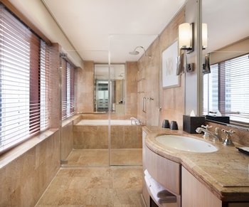Room, 1 King Bed, City View