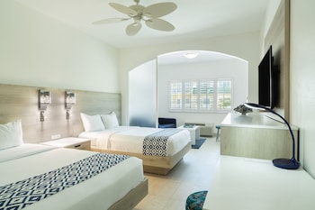 Deluxe Poolside Terrace - 2 Double Beds