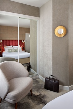 Superior Room, 1 Queen Bed, Non Smoking