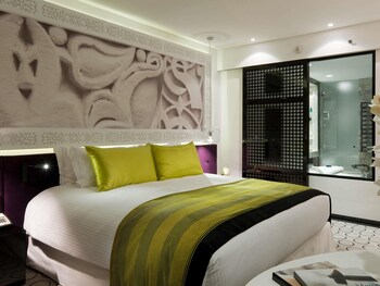 Superior Room, 1 King Bed