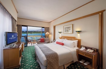 Junior Suite - Direct Front Nile View