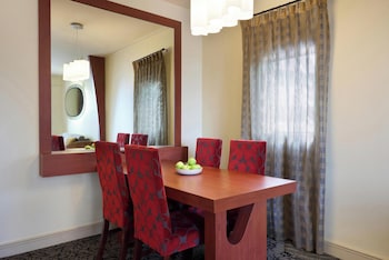 One Bedroom Apartment