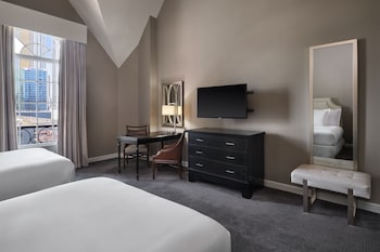 Deluxe Classic, 2 Double Beds, Non-Smoking