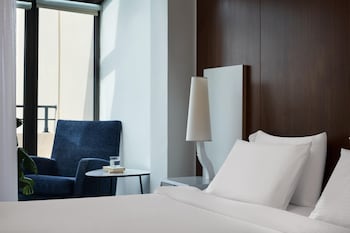 Superior Room, City View