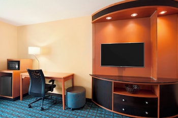 Room, 1 King Bed, Hearing Accessible