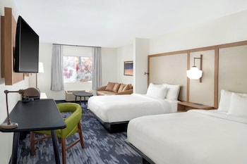 Studio, Multiple Beds, Accessible Bathtub