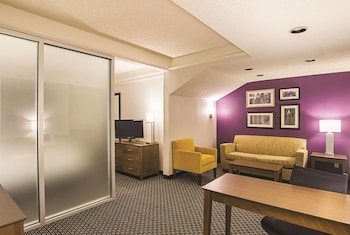 Junior Suite, 1 King Bed, Non Smoking