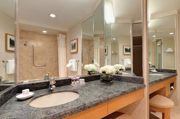 Executive Spa Suite, 1 King, Smoking