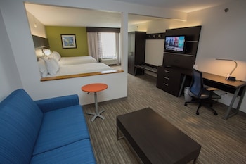 Suite, Multiple Beds
