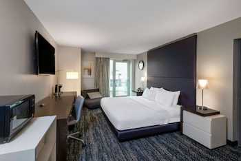 Room, 1 King Bed, Accessible, Lake View