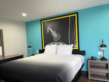 Room, 1 King Bed, Non Smoking