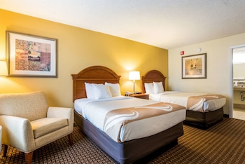 Standard Double Room, 2 Double Beds, Smoking