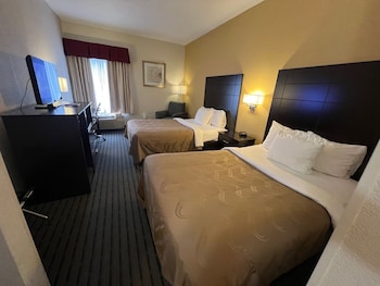 Standard Double Room, 2 Double Beds, Non Smoking, Refrigerator & Microwave