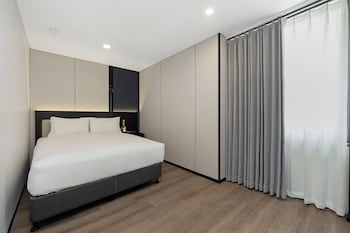 Premium Triple Room