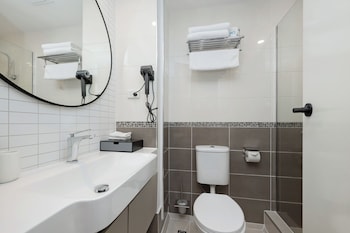 Premium Triple Room