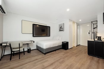Premium Triple Room