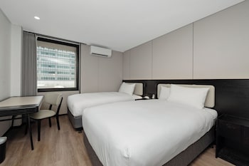 Standard Room, 2 Double Beds