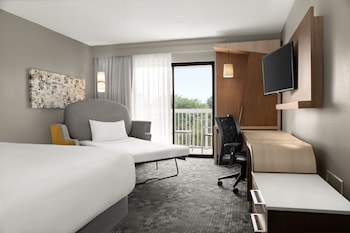 Room, 1 King Bed with Sofa bed, Balcony