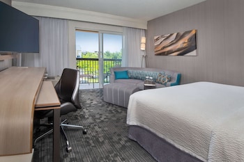 Standard Room, 1 King Bed with Sofa bed, Non Smoking