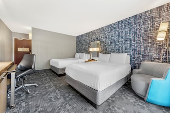 Room, 2 Queen Beds, Accessible, Non Smoking