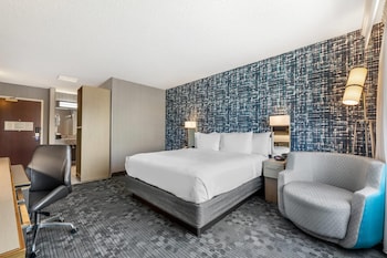 Room, 1 King Bed, Hearing Accessible, Non Smoking