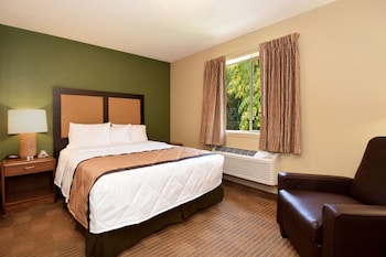 Studio, 1 Queen Bed, Non Smoking