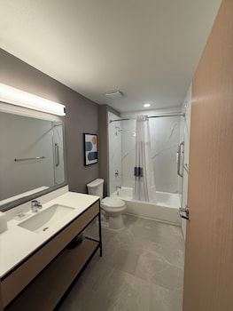 Standard Room, 1 Queen Bed with Sofa bed
