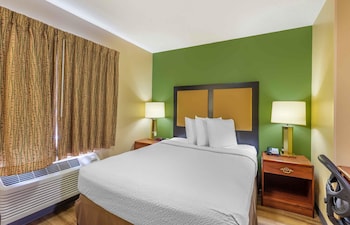 Studio, 1 Queen Bed, Non Smoking