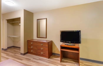 Studio, 1 Queen Bed, Non Smoking