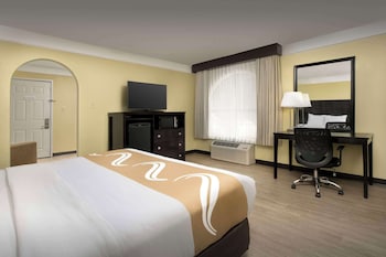 Suite, 1 King Bed, Non Smoking