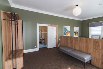 Suite, 1 King Bed, City View
