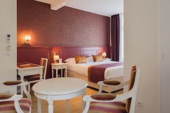 Junior Suite, 1 King Bed, Non Smoking
