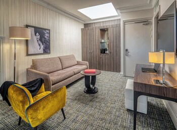 Prestige Suite