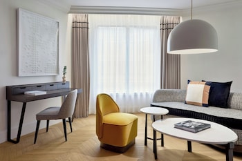 Two-Bedroom Parisian Family Suite with Atrium View