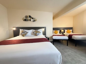 Family Quadruple Room