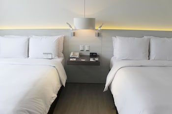 Superior Room, 2 Queen Beds