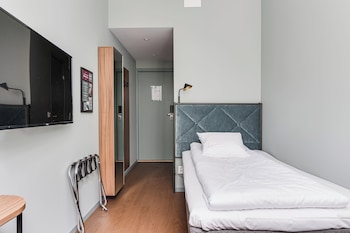 Single Room (Compact)