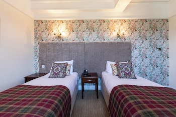 Twin Room with Valley View